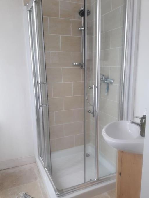 Vine Maison 2 Bedroom With Ensuites Saint-Julien-d'Eymet Bagian luar foto