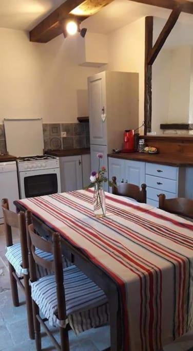 Vine Maison 2 Bedroom With Ensuites Saint-Julien-d'Eymet Bagian luar foto